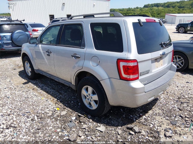 45029536 :رقم المزاد ، 1FMCU03G59KC02615 vin ، 2009 Ford Escape Xlt مزاد بيع