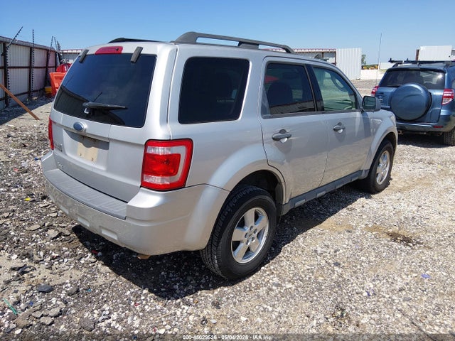 45029536 :رقم المزاد ، 1FMCU03G59KC02615 vin ، 2009 Ford Escape Xlt مزاد بيع