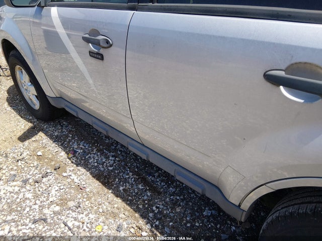 45029536 :رقم المزاد ، 1FMCU03G59KC02615 vin ، 2009 Ford Escape Xlt مزاد بيع