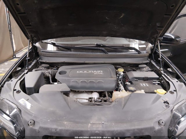 1C4PJLCB0KD145285 Jeep Cherokee Latitude Fwd