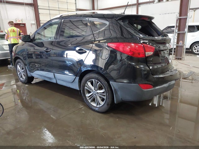 KM8JUCAG5FU108634 Hyundai TUCSON SE