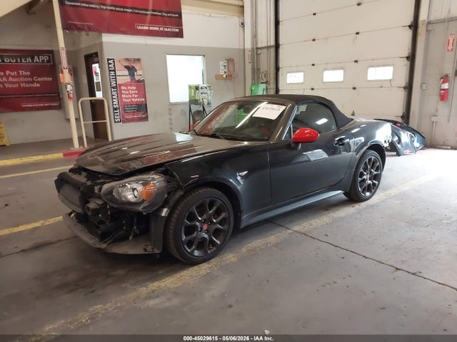 JC1NFAEKXL0144127 Fiat 124 Spider Abarth