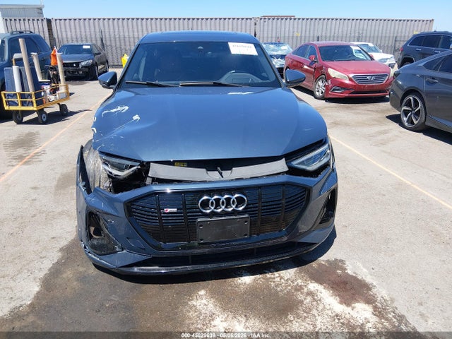 45029638 :رقم المزاد ، WA13ABGE5NB009189 vin ، 2022 Audi E-tron Sportback Prestige S Line Quattro مزاد بيع