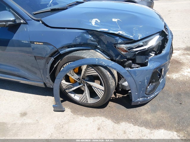 45029638 :رقم المزاد ، WA13ABGE5NB009189 vin ، 2022 Audi E-tron Sportback Prestige S Line Quattro مزاد بيع