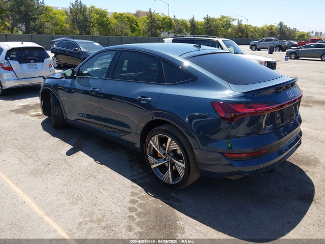 45029638 :رقم المزاد ، WA13ABGE5NB009189 vin ، 2022 Audi E-tron Sportback Prestige S Line Quattro مزاد بيع