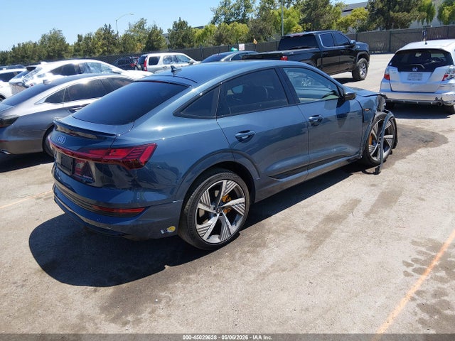45029638 :رقم المزاد ، WA13ABGE5NB009189 vin ، 2022 Audi E-tron Sportback Prestige S Line Quattro مزاد بيع