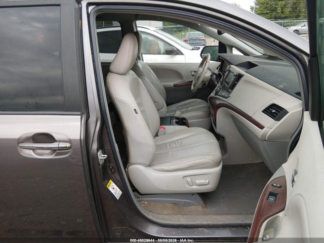 Продажа на аукционе авто 2012 Toyota Sienna Xle V6 8 Passenger, vin: 5TDYK3DC9CS208060, номер лота: 45029644