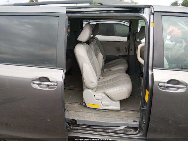 Продажа на аукционе авто 2012 Toyota Sienna Xle V6 8 Passenger, vin: 5TDYK3DC9CS208060, номер лота: 45029644