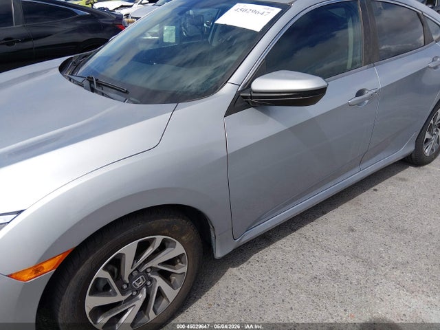 Продажа на аукционе авто 2017 Honda Civic Ex, vin: 2HGFC2F79HH514116, номер лота: 45029647