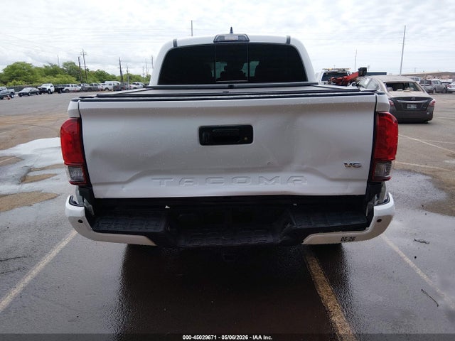 3TMAZ5CN9JM070156 Toyota Tacoma Sr5 V6