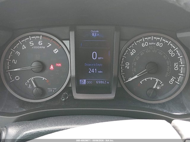 3TMAZ5CN9JM070156 Toyota Tacoma Sr5 V6