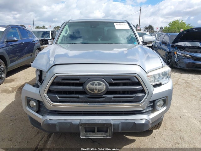 5TFAX5GN3KX155750 Toyota Tacoma Sr5