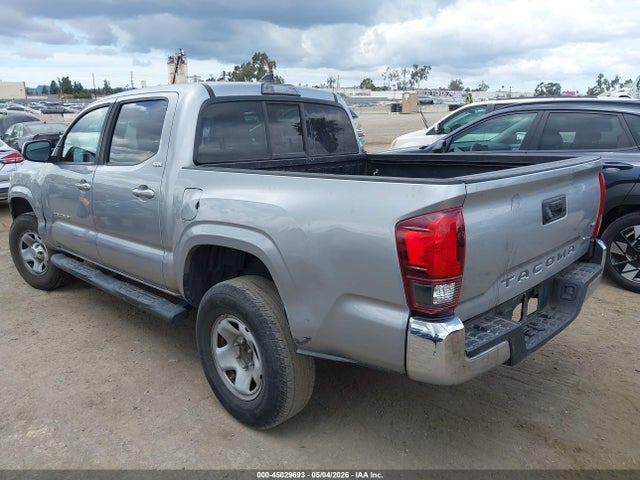 5TFAX5GN3KX155750 Toyota Tacoma Sr5