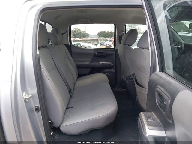 5TFAX5GN3KX155750 Toyota Tacoma Sr5