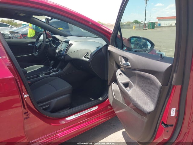 3G1BE6SM5HS568268 Chevrolet Cruze Lt Auto
