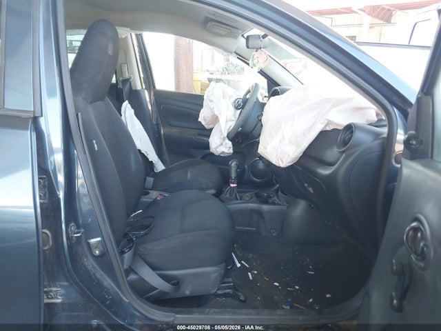 2015 Nissan Versa 1.6 S მანქანა იყიდება აუქციონზე, vin: 3N1CN7AP4FL955112, აუქციონის ნომერი: 45029708