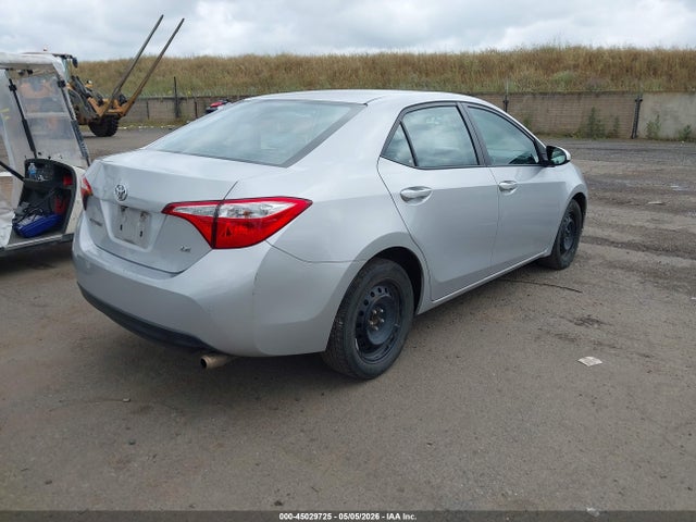 Toyota COROLLA LE 2015 5YFBURHE3FP232446 Image 4