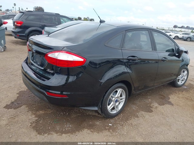 Ford FIESTA SE 2018 3FADP4BJ6JM126507 Image 4