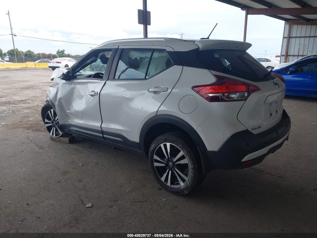 3N1CP5DV1LL485111 Nissan Kicks Sr Xtronic Cvt