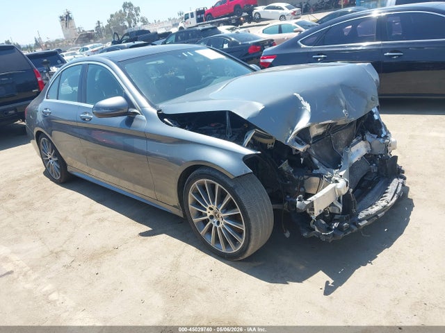 45029740 :رقم المزاد ، 55SWF8DB8KU298254 vin ، 2019 Mercedes-benz C 300 مزاد بيع