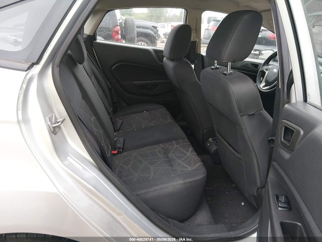 45029741 :رقم المزاد ، 3FADP4BJ6BM189544 vin ، 2011 Ford Fiesta Se مزاد بيع