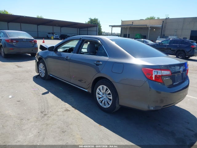 4T4BF1FK0ER411972 Toyota CAMRY LE