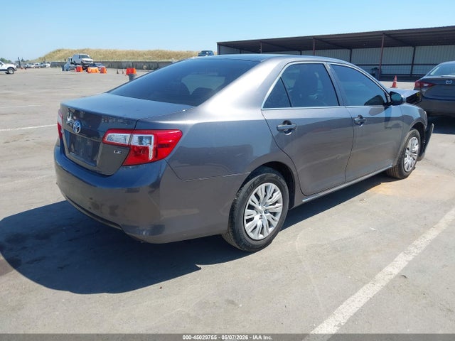 4T4BF1FK0ER411972 Toyota CAMRY LE