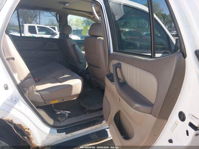 Продажа на аукционе авто 2003 Toyota Sequoia Limited V8, vin: 5TDBT48A63S179893, номер лота: 45029766
