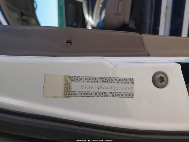 Продажа на аукционе авто 2003 Toyota Sequoia Limited V8, vin: 5TDBT48A63S179893, номер лота: 45029766