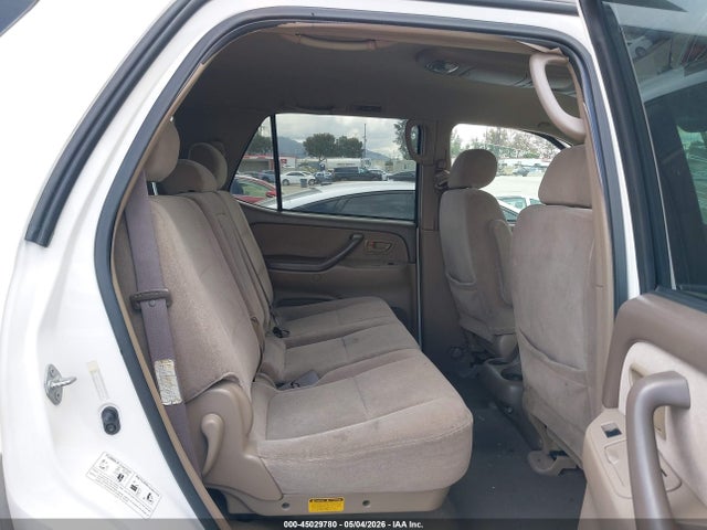 Продажа на аукционе авто 2002 Toyota Sequoia Sr5 V8, vin: 5TDZT34A82S097984, номер лота: 45029780
