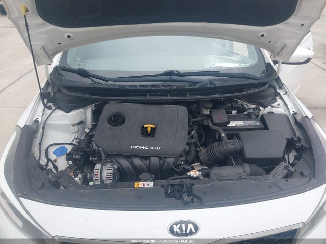 KIA FORTE LX 2018 3KPFL4A79JE212828 Image 10