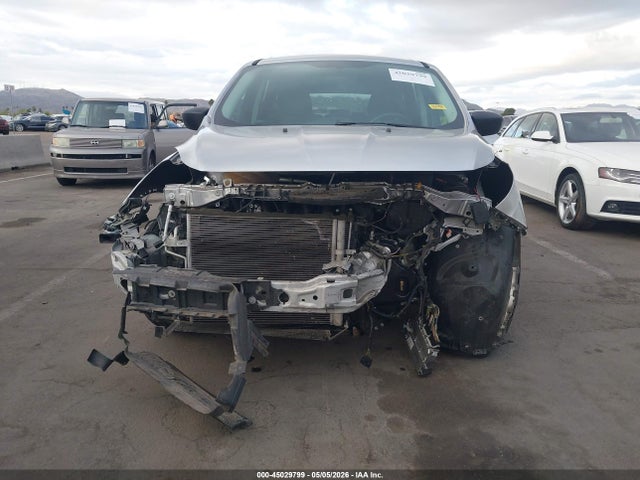 2015 Ford Escape S მანქანა იყიდება აუქციონზე, vin: 1FMCU0F75FUA09117, აუქციონის ნომერი: 45029799