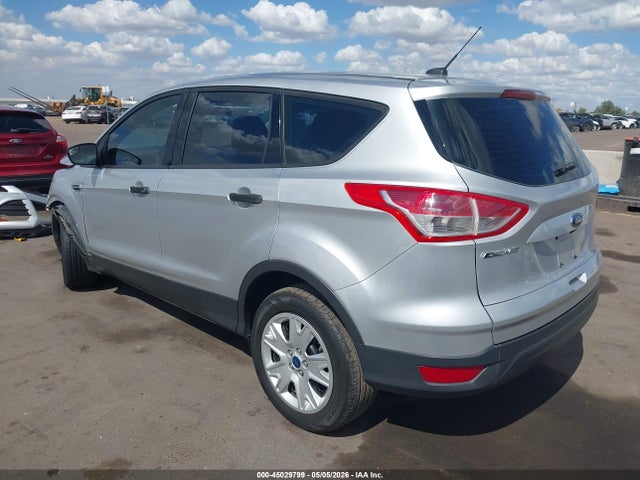 2015 Ford Escape S მანქანა იყიდება აუქციონზე, vin: 1FMCU0F75FUA09117, აუქციონის ნომერი: 45029799
