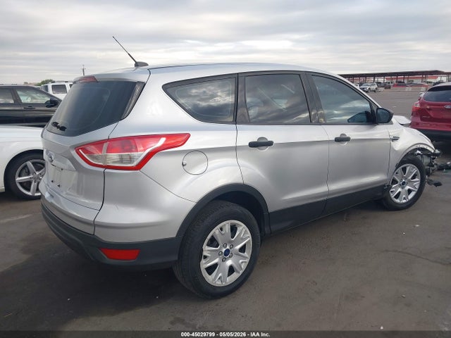 2015 Ford Escape S მანქანა იყიდება აუქციონზე, vin: 1FMCU0F75FUA09117, აუქციონის ნომერი: 45029799