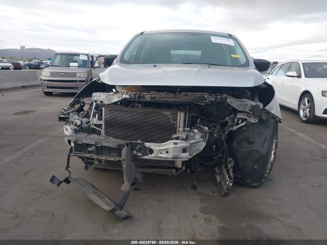 2015 Ford Escape S მანქანა იყიდება აუქციონზე, vin: 1FMCU0F75FUA09117, აუქციონის ნომერი: 45029799