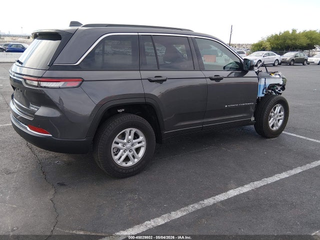 1C4RJHAG5SC362440 Jeep Grand Cherokee Laredo 4x4