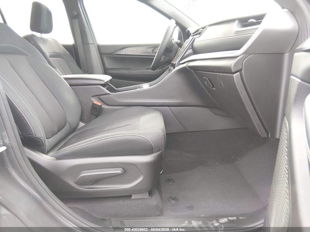 1C4RJHAG5SC362440 Jeep Grand Cherokee Laredo 4x4