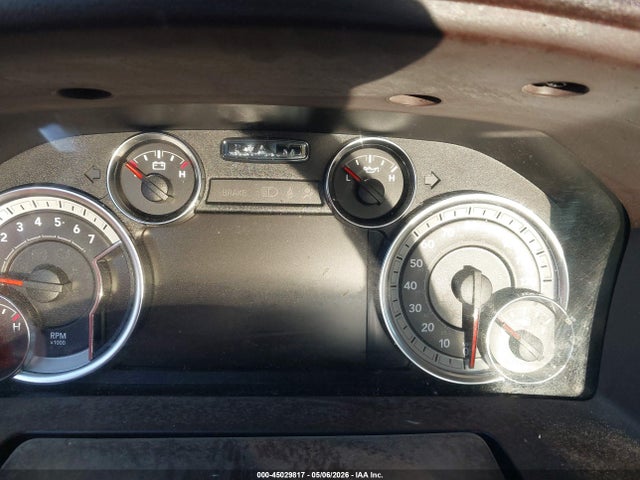 1C6RR6GT0JS169321 RAM 1500 Big Horn 4x2 6&#039;4 Box