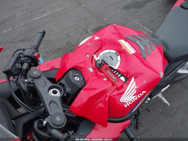 MLHRH1550R5001317 Honda CBR650 R