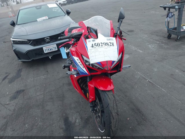 MLHRH1550R5001317 Honda CBR650 R