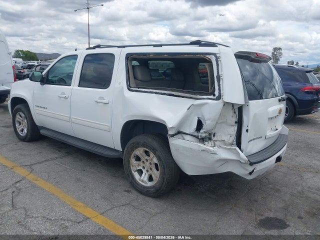 1GNSCJE00ER122981 Chevrolet Suburban 1500 Lt