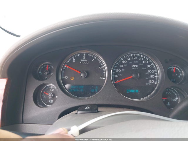 1GNSCJE00ER122981 Chevrolet Suburban 1500 Lt