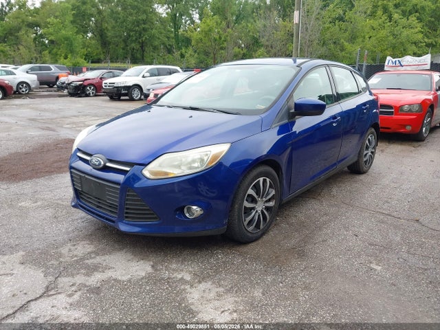 45029851 :رقم المزاد ، 1FAHP3K26CL257042 vin ، 2012 Ford Focus Se مزاد بيع
