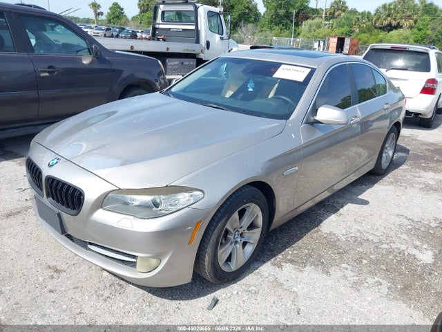 2011 Bmw 528i მანქანა იყიდება აუქციონზე, vin: WBAFR1C52BC746896, აუქციონის ნომერი: 45029855