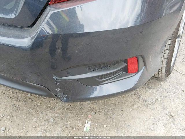 2HGFC2F57JH559589 Honda Civic Lx