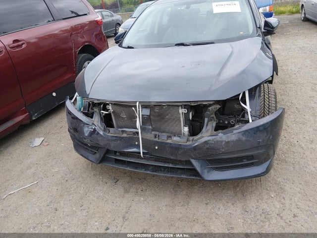 2HGFC2F57JH559589 Honda Civic Lx