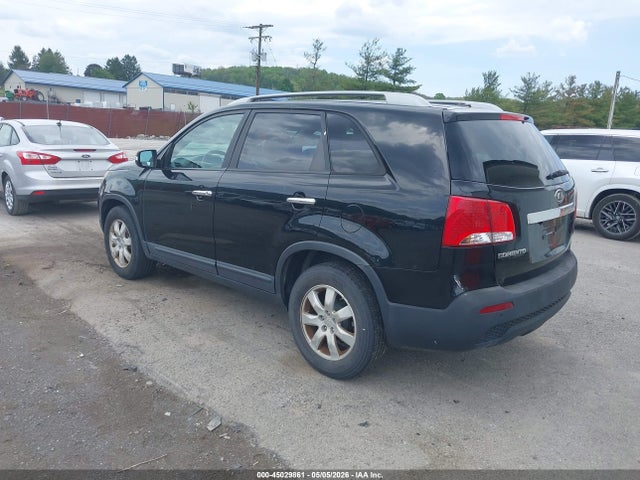 45029861 :رقم المزاد ، 5XYKT3A13BG076107 vin ، 2011 Kia Sorento Lx مزاد بيع