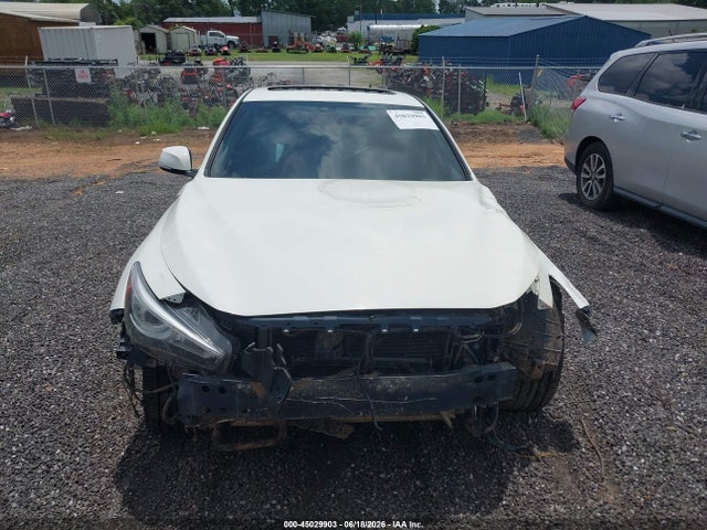 45029903 :رقم المزاد ، JN1EV7AP0JM354206 vin ، 2018 Infiniti Q50 3.0t Luxe مزاد بيع
