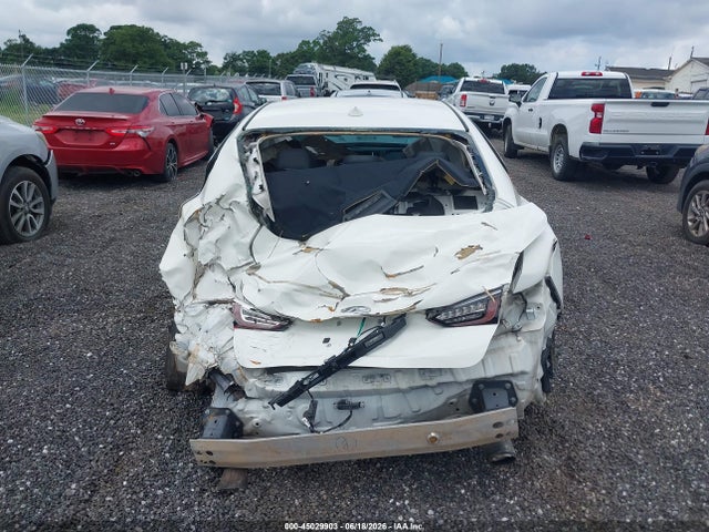 45029903 :رقم المزاد ، JN1EV7AP0JM354206 vin ، 2018 Infiniti Q50 3.0t Luxe مزاد بيع