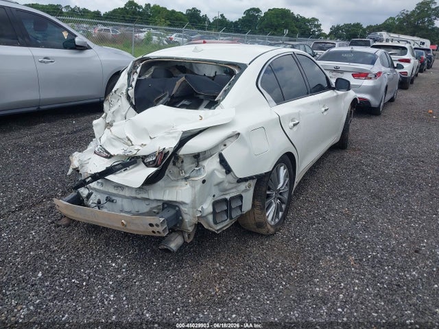 45029903 :رقم المزاد ، JN1EV7AP0JM354206 vin ، 2018 Infiniti Q50 3.0t Luxe مزاد بيع
